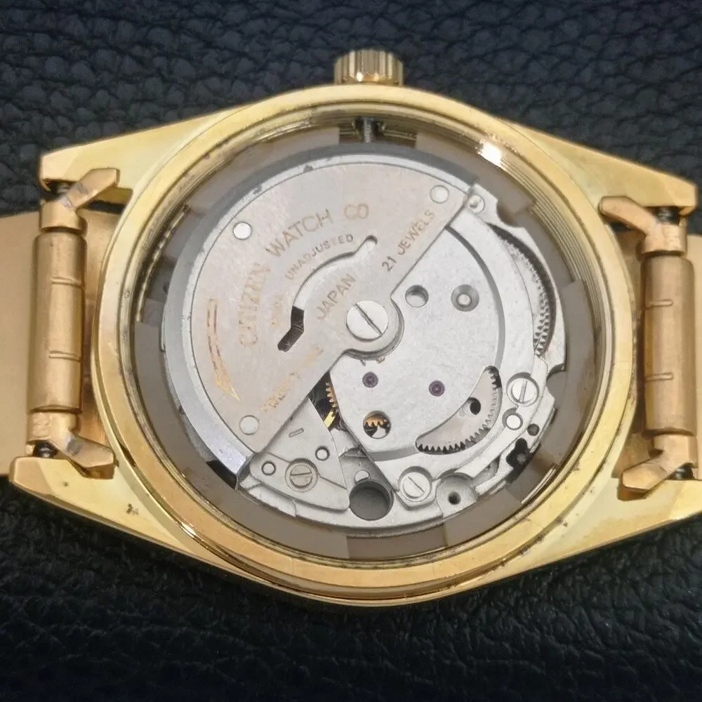 Vintage 1987 Citizen Automatic Mens Gold Watch W/daydate & Black accents